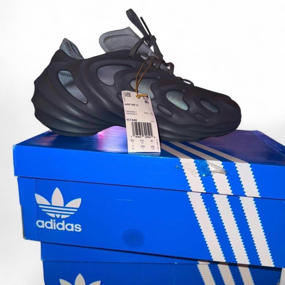 Adidas Gray adiFOM Q Women SIZE 7 Sneakers With Tag & BOX Condition BRAND NEW